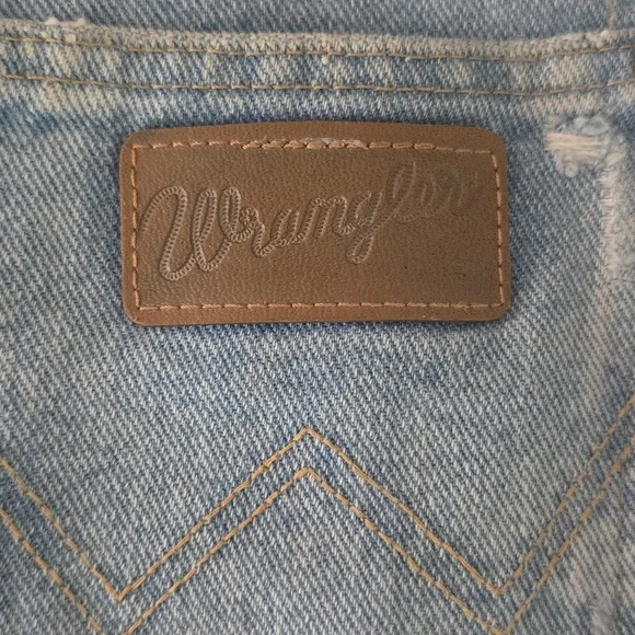 Wrangler Shorts - Picture 4 of 5